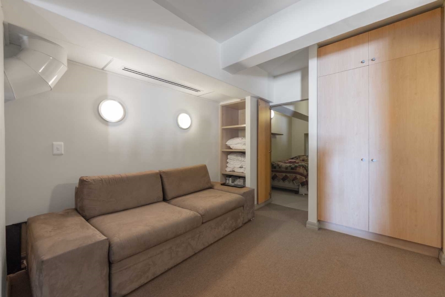 2 Bedroom Property for Sale in Cape Town City Centre Western Cape